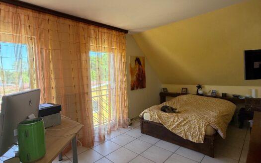 VIAGER MAISON 120 M2 AVEC PISCINE ET TERRAIN CONSTRUCTIBLE