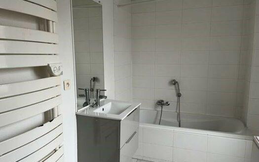 Location appartement 2 pièces 65 m²