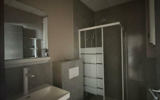 Location bien 180 m²