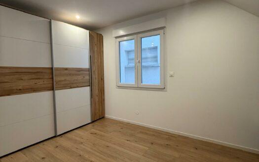 Location appartement 5 pièces 125 m²