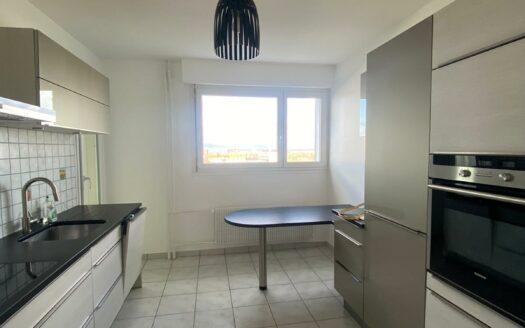 Location appartement 4 pièces 100 m²